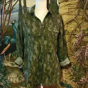 🛑 NWT Fashion Web Green Camo Cotton Button-up Shirt Junior Size XL